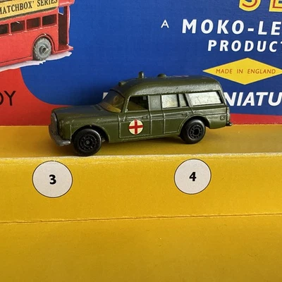 MATCHBOX 3a MERCEDES BINZ AMBULANCE Military no box. - Image 1 of 4