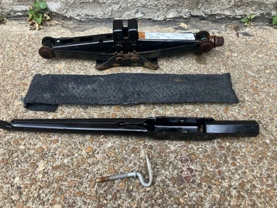 Kit de herramientas de gato de neumático de repuesto de emergencia Ford Fusion 2006 2007 2008 2009 2010 11 2012 Foto 1 de 4