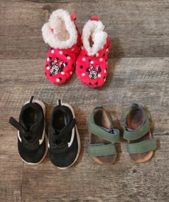 Lote de zapatos bebé niña talla 6 Foto 1 de 4