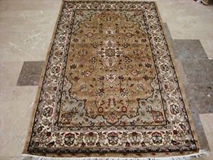 Exclusive Ivory Medallion Flowers Lovely Area Rug Hand Knotted Wool Silk Carpet