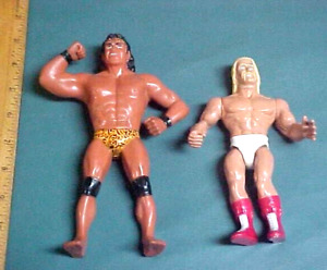 Vtg WWF 1984 Titan Jimmy Snuka & 1983 United Artist Hulk Hogan Wrestling Figures