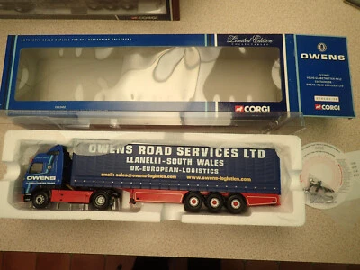 Corgi 1:50 CC12402 Volvo FH12 Curtainside Owens (Road Services) Ltd Undisplayed - Image 1 of 4