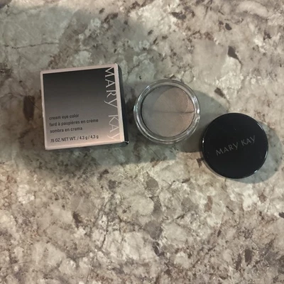 Mary Kay Cream Eye Color Glacier Gray #025876  Full Size .15 OZ New In Box - Image 1 of 4