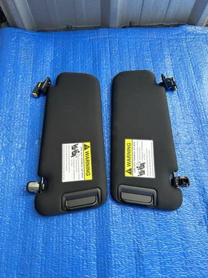 Mazda CX-9 2018-2023 conjunto de parasol derecho e izquierdo negro Foto 1 de 4