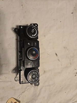 Pontiac Torrent 2007 2008 2009 calefacción control de aire acondicionado OEM 25950944 Foto 1 de 2