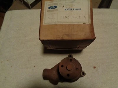 NOS NEW FORD 1962 - 1975 6 CYL Water Pump Falcon Ranchero Mustang D4DZ-8501-A - Image 1 of 3