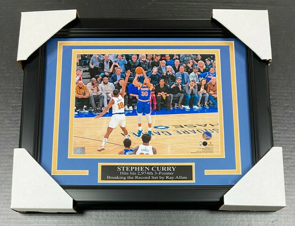 Foto 8x10 enmarcada de Stephen Curry 3 punteros rompe récord Golden State Warriors  Foto 1 de 1