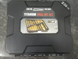 NEU Werkzeugbau 230 tlg. Titan Bohrer Set mit schwarzem Koffer (2-PO-147) - Bild 1 von 3