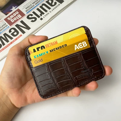 Cartera minimalista delgada de cocodrilo marrón cuero de cocodrilo delgada titular para tarjetas de crédito Foto 1 de 4