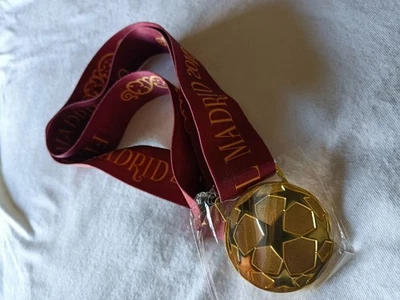 MEDAGLIA FINALE CHAMPIONS LEAGUE MADRID 2010 INTER CAMPIONE D'EUROPA TRIPLETE - Immagine 1 di 4