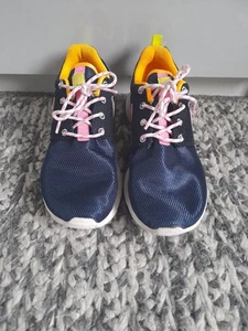 Nike Roshe Run Navy Multi Trainers Size 5 - Picture 1 of 11