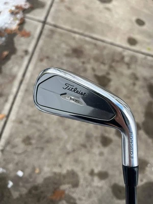 Titleist 2023 U 505 Utility 2-Iron Hzrdus 80g Extra Stiff Flex 39.75″ NICE - Image 1 of 4