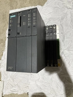 Automate Siemens SIMATIC S7-400 - Photo 1/2