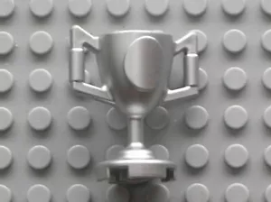 LEGO Metallic Silver Utensil Trophy Cup Minifigure Ref 89801 Set 8899 8897 8898 - Picture 1 of 1