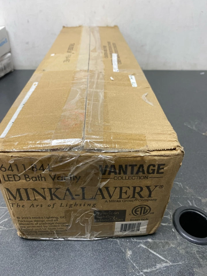 Luz de tocador LED de 24" de ancho Minka Lavery 6411-84-L Vantage - níquel cepillado Foto 1 de 1