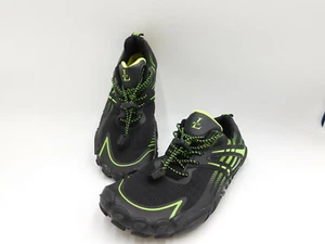 Womens Black Green Water Treaded Shoes Size 39 euro  8 US Climbing Shoes New - Picture 1 of 12