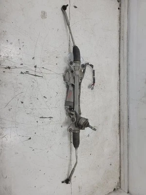 2024-2025 Subaru Impreza RS 34110FN095 *Barra de amarre doblada* Foto 1 de 4