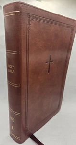 NKJV End-of-Verse Reference Bible Large Print Personal Size Faux Leather - Bild 1 von 15