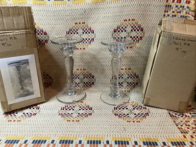 "Juego de 2 candelabros de vidrio transparente POTTERY BARN par de 9""" Foto 1 de 4