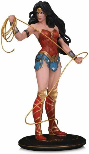 DC Comics Cover Girls Wonder Woman by Joelle Jones Statue (OCT180633)