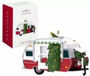 NEW Hallmark Keepsake - 2019 Happy Campers Christmas Tree Ornament - Picture 1 of 7