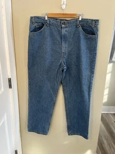 Levi’s 504 Vintage Leather Tag 46 X 30, Medium Wash Relaxed Fit (45X30 Actual) - Picture 1 of 15