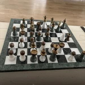 Marble Green Chess Board - Picture 1 of 5
