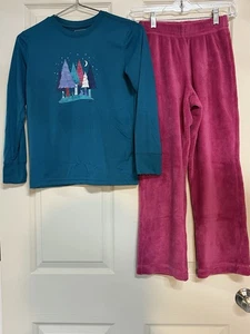 L.L. Bean Girls Teal & Red Pine Trees Top & Red Velour Pajama Pants - Medium GUC - Picture 1 of 13
