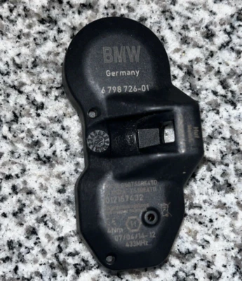 Tire Pressure Monitor Sensors TSSRE4Td OEM BMW 1012157432 - Image 1 of 4