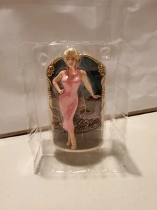 Niagara Falls for Marilyn Monroe Christmas Xmas Ornament NO BOX!!!! - Picture 1 of 4