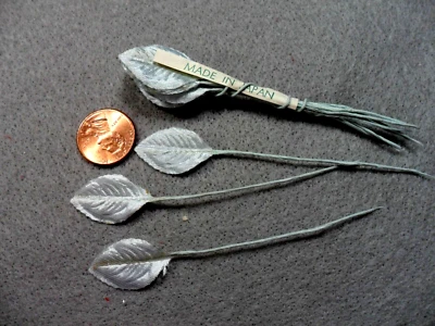 Hojas de rosa satinadas individuales miniatura azul claro - vintage Foto 1 de 4