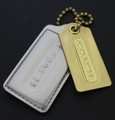 Coach 2 Pastillas Logo Etiquetas Plateado/Dorado Llavero NUEVO Foto 1 de 3