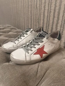 Golden Goose GGDB Sneakers donna superstar in pelle colore bianco rosso stella - Foto 1 di 11