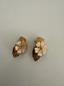 New J.Crew Brown Flower Earrings - Picture 1 of 4