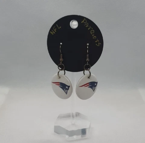 NFL Patriots Dangle Earrings Silver Tone Cover