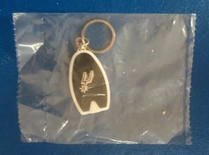 SAN ANTONIO SPURS LOGO KEY CHAIN LED FLASHLIGHT • NEW SEALED!