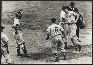 WAR HERO! 1946 Boston Red Sox TED WILLIAMS New Service Vintage Type 1 Photo - Picture 1 of 3