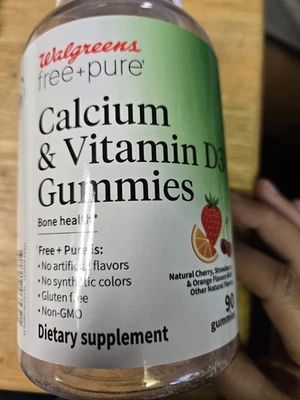 Free And Pure Calcium & Vitamin D3 Gummies Exp 6/27 - Image 1 of 2