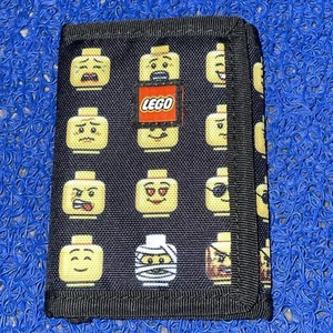 Lego Mini Figure Wallet Tri Fold With Mini Figure Heads Money Card ID Holder - Picture 1 of 6