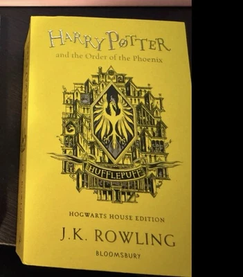 Harry Potter and the Order of the Phoenix Hufflepuff Edition by J.K. Rowling (En - Image 1 of 2