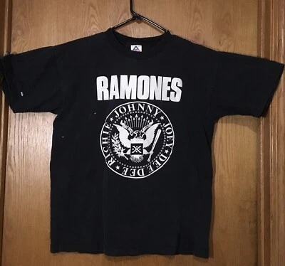 Camiseta RAMONES 1997 de colección grande ropa estilo Alstyle y ropa deportiva Richie Ramone  Foto 1 de 4
