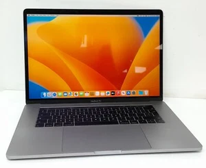 Apple MacBook Pro A1707 - Intel i7-7920HQ Quad 3.1GHz - 16GB - 15"- 1TB SSD -... - Picture 1 of 7