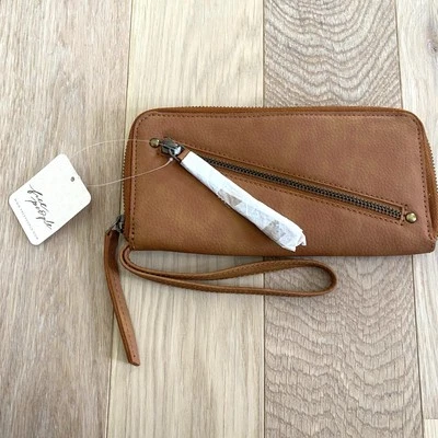 Cartera Muñequera Free People Cuero Vegano Envejecido Marrón Nueva $58 Foto 1 de 4