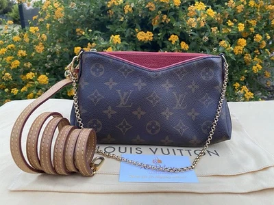 🌸 Bandolera Louis Vuitton Pallas roja sin asas (GI3176) + cubierta antipolvo 🌸 Foto 1 de 4