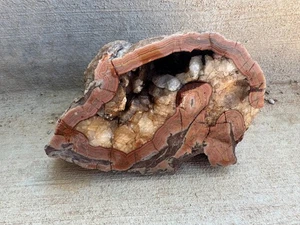 ESPECIMEN DE ÁGATA GEODA roja - Imagen 1 de 3