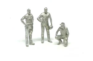 HO Scale Moonshiners Figures Kit by Showcase Miniatures (2309) - Picture 1 of 4