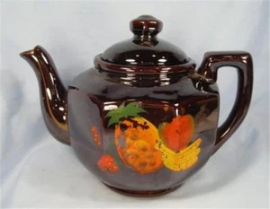 Tetera de cerámica Redware marrón pintada a mano fruta colorida vintage como está (O) - Imagen 1 de 12