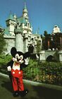 Carte postale vintage Mickey Mouse salue les visiteurs Walt Disney World Fantasyland