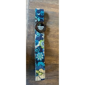 Vera Bradley Stoffgürtel Blumenmuster dunkelblau braun Kreis Schnalle Accessoire - Bild 1 von 4