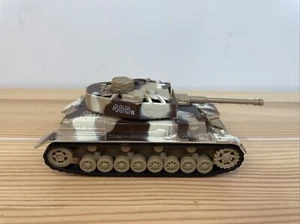 Giocattolo serbatoio esercito Toysmith mimetico beige pressofuso e plastica pull back 405B tedesco USA - Foto 1 di 5